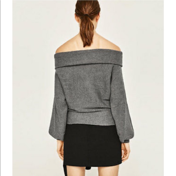 Off-the-Shoulder Zara Knit - Picture 5 of 5